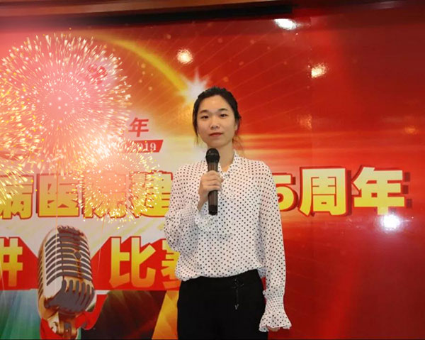 演讲人:胡楠.jpg 北中医肝病医院演讲人:胡楠.jpg