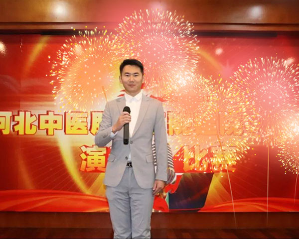 演讲人:杨官坤.jpg 北中医肝病医院演讲人:杨官坤.jpg